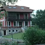 Casa Escuela De - La Casona De